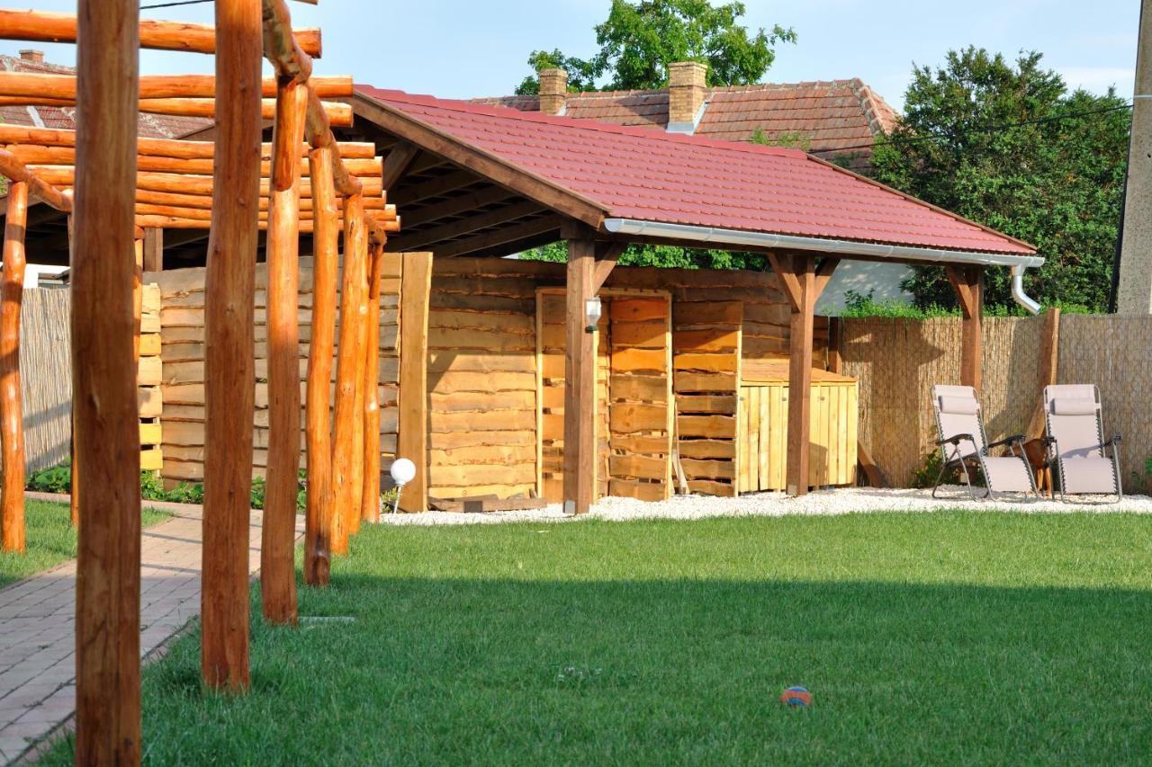 Tisza Topic Poroszló 外观 照片